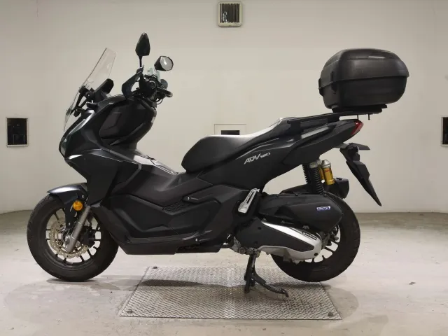 Honda ADV160, matt black, фото 2