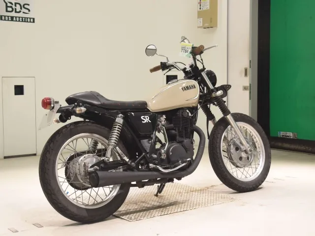 Yamaha SR400 1999, бежевый, фото 5