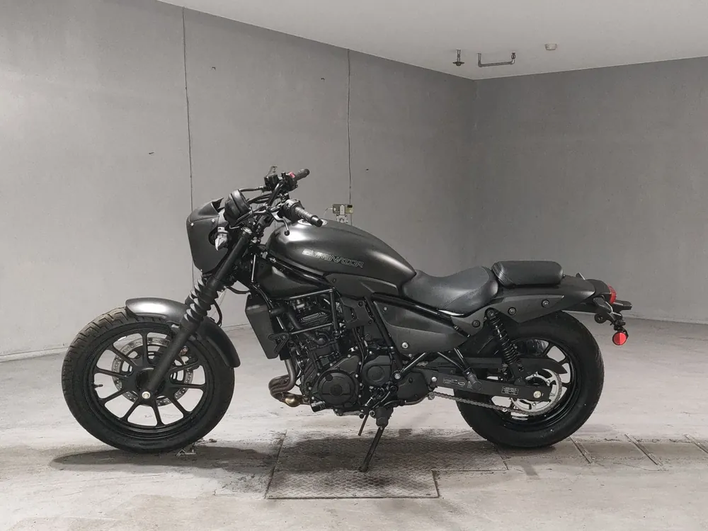 Kawasaki Eliminator 400SE 2024, чёрный, фото 2