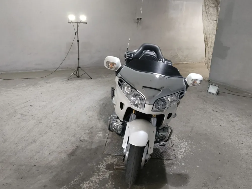 Honda GL1800 2003, белый, фото 3