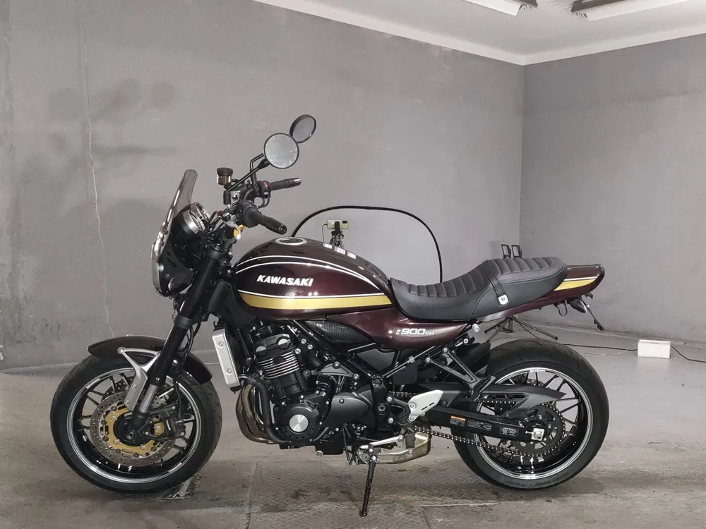 Kawasaki Z900RS 2024, light brown, фото 2