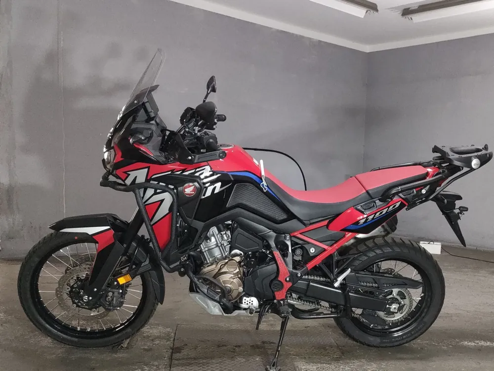 Honda CRF1100L 2022, black/red, фото 2