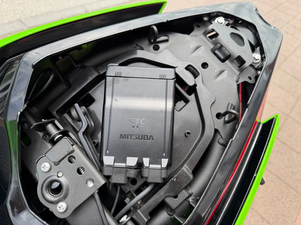 Suzuki GSF1200S, lime / black, фото 15