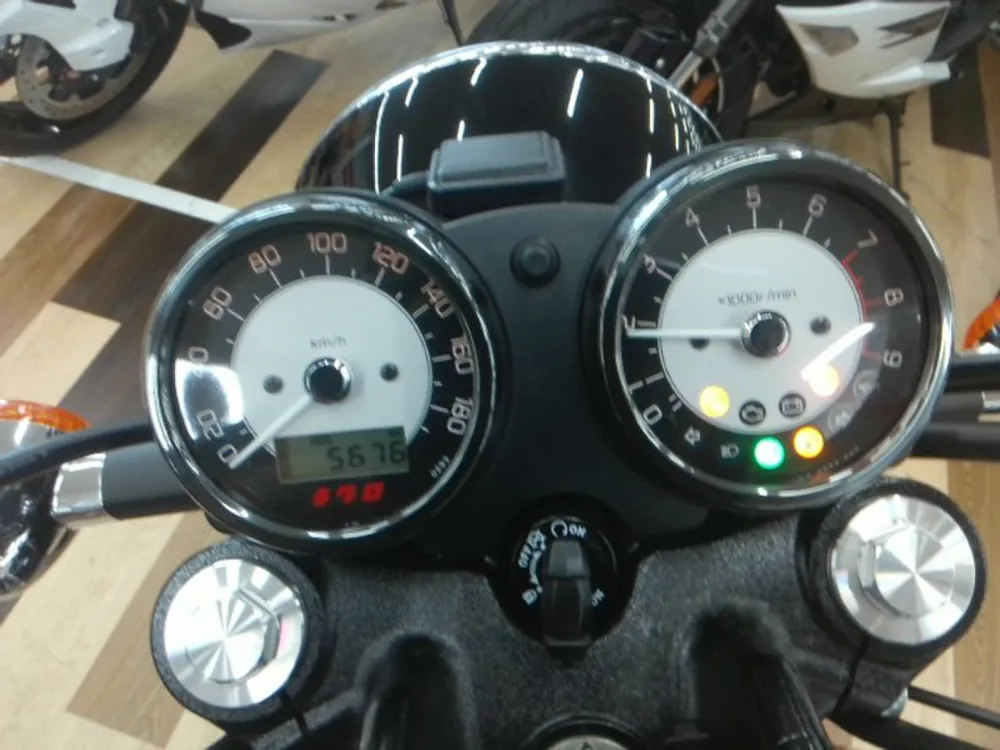 Kawasaki W800-2 2021, чёрный, фото 3