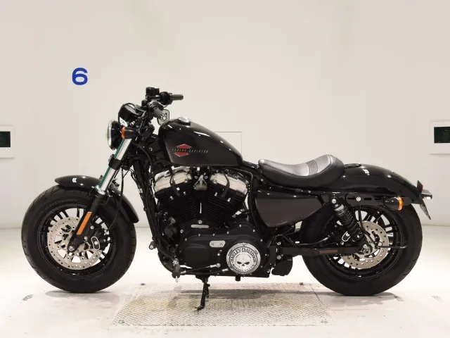 Harley-Davidson XL1200X 2020, чёрный, фото 2