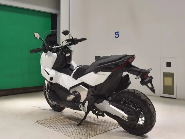 Honda X-ADV750 2026, белый, фото 6