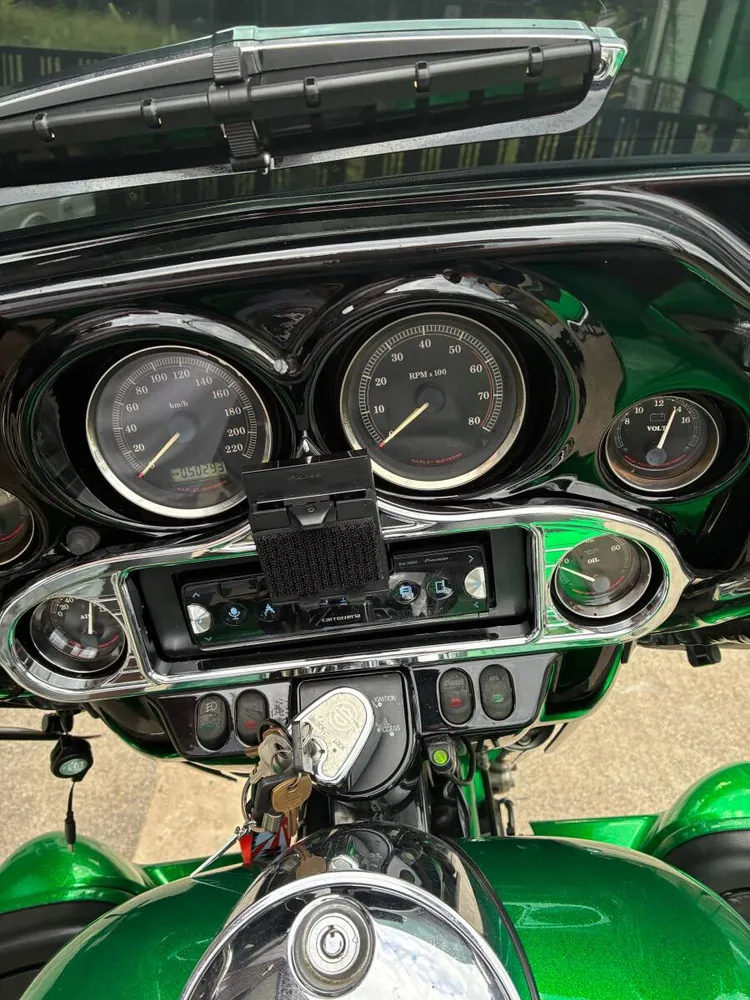 Harley-Davidson FLHTCU Ultra Classic из Японии, фото 6