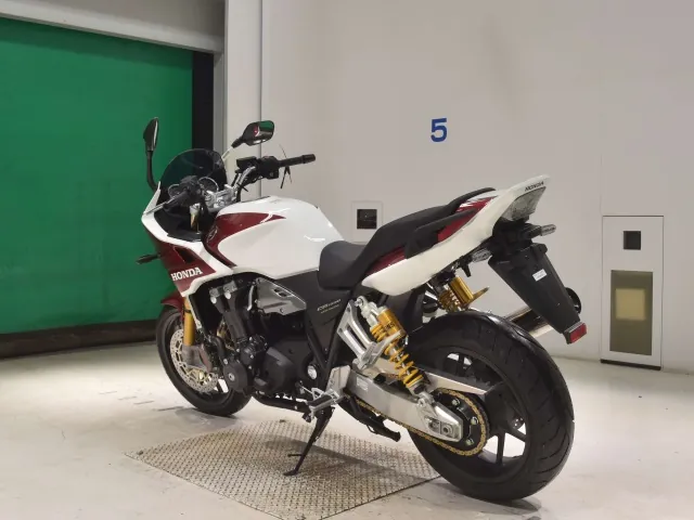 Honda CB1300 2026, white | red, фото 6