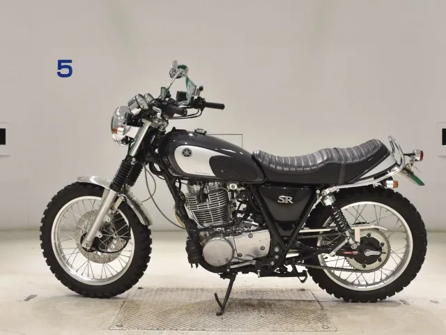 Yamaha SR400 Final Edition Limited 2022, серый, фото 2
