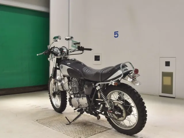 Yamaha SR400 Final Edition Limited 2022, серый, фото 6
