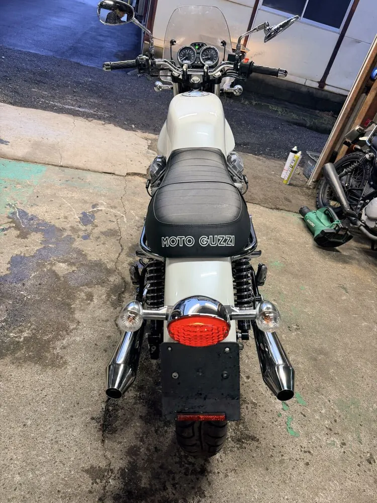 Moto Guzzi V7 Classic 2008, фото 2