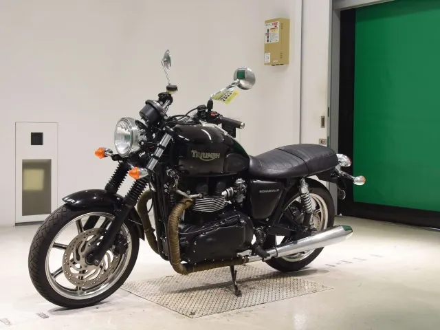 Triumph Bonneville 2010, чёрный, фото 4