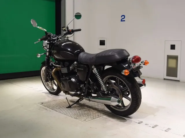 Triumph Bonneville 2010, чёрный, фото 6