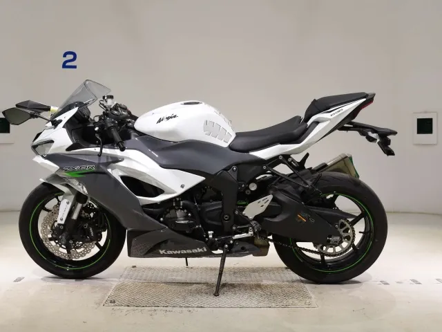 Kawasaki Zx-6Ra 2020, белый, фото 2