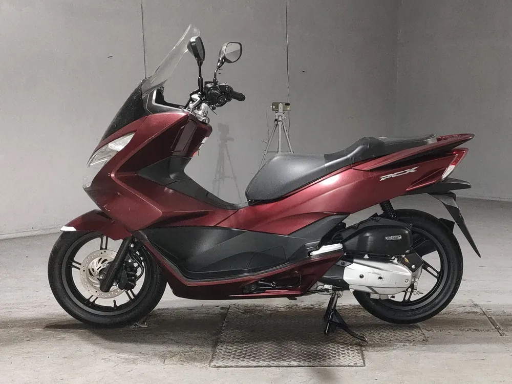 Honda PCX JF56, красный, фото 2
