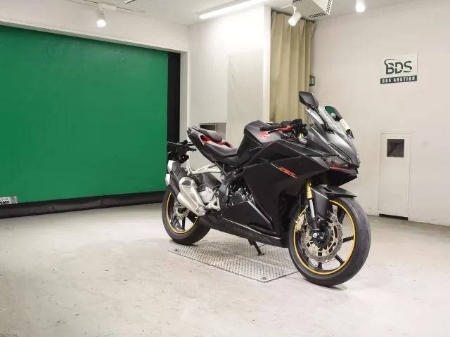 Honda CBR250RR, matt black, фото 3