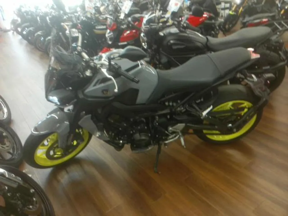 Yamaha Mt-09A 2017, серый, фото 4