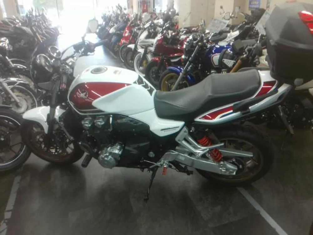 Honda CB1300 2018, white / red, фото 2