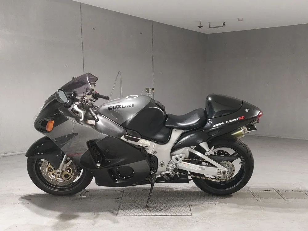 Suzuki GSX1300R 1999, black/gray, фото 2