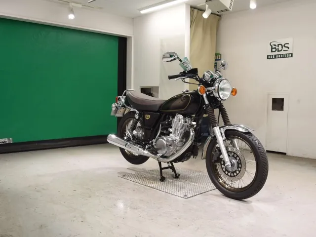 Yamaha SR400 Final Edition Limited 2021, black | light brown, фото 3