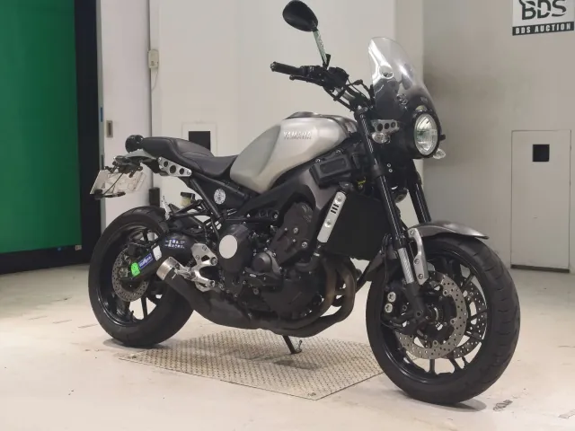 Yamaha XSR900 2016, matt silver, фото 3