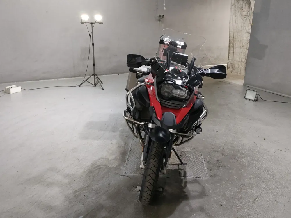 BMW R1200GS Adventure 2018, красный, фото 3