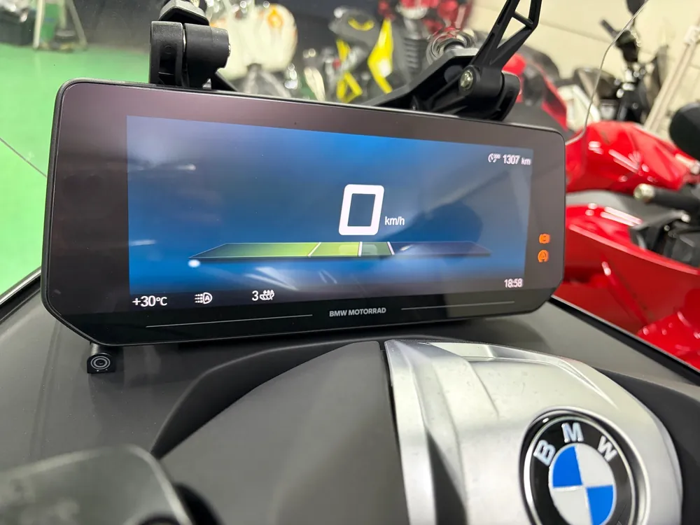 BMW C400Gt 2025, p white, фото 3