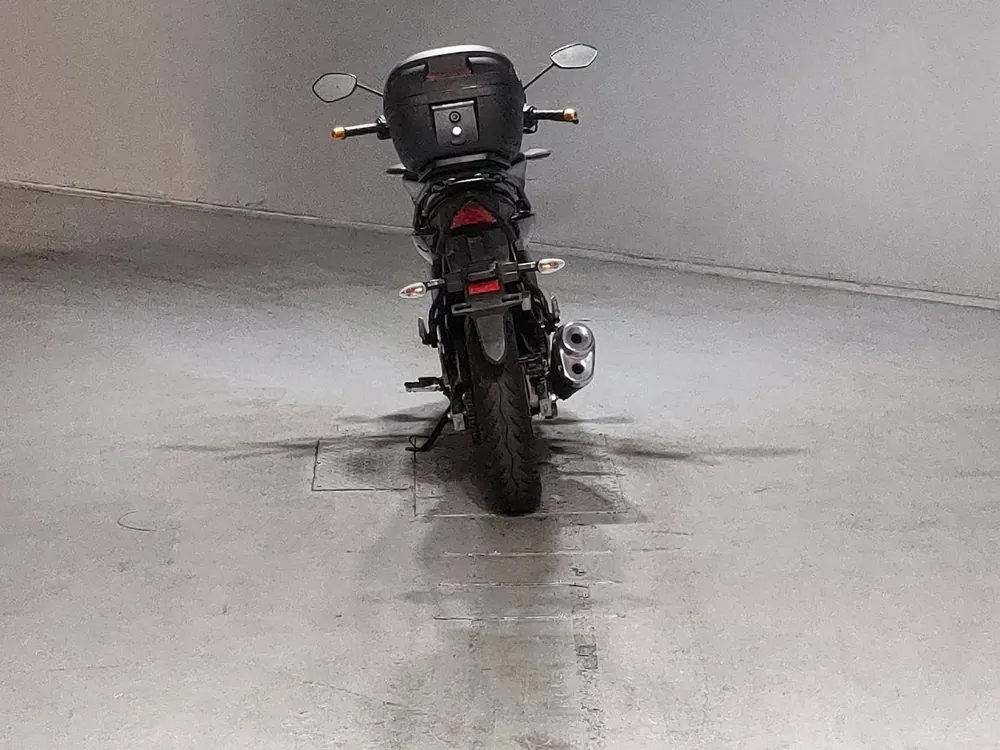 Suzuki Gixxer 150, black/red, фото 4