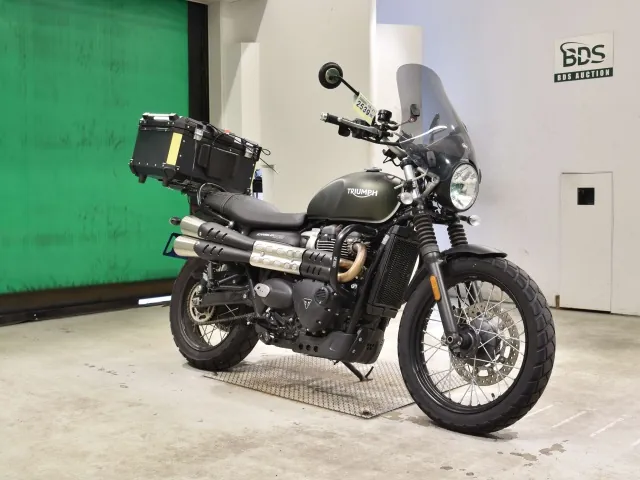 Triumph Street Scrambler 2023, зелёный, фото 3