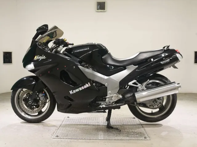 Kawasaki ZZ-R1100 1995, чёрный, фото 2