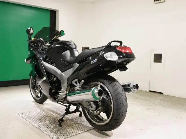 Kawasaki ZZ-R1100 1995, чёрный, фото 6