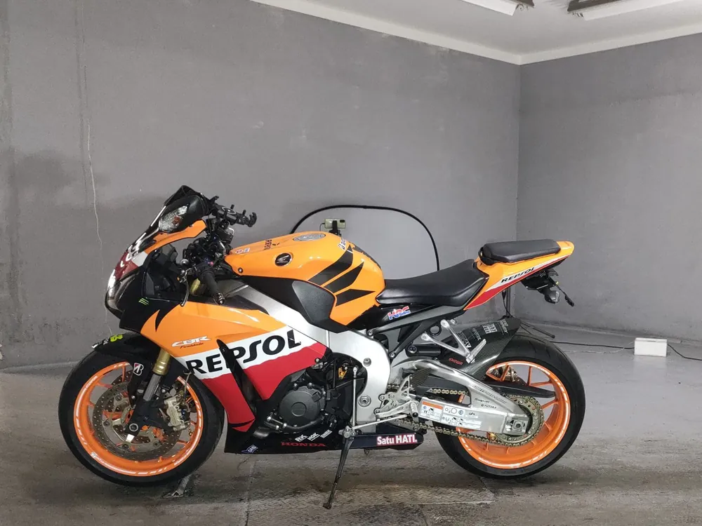 Honda CBR1000RR 2014, оранжевый, фото 2
