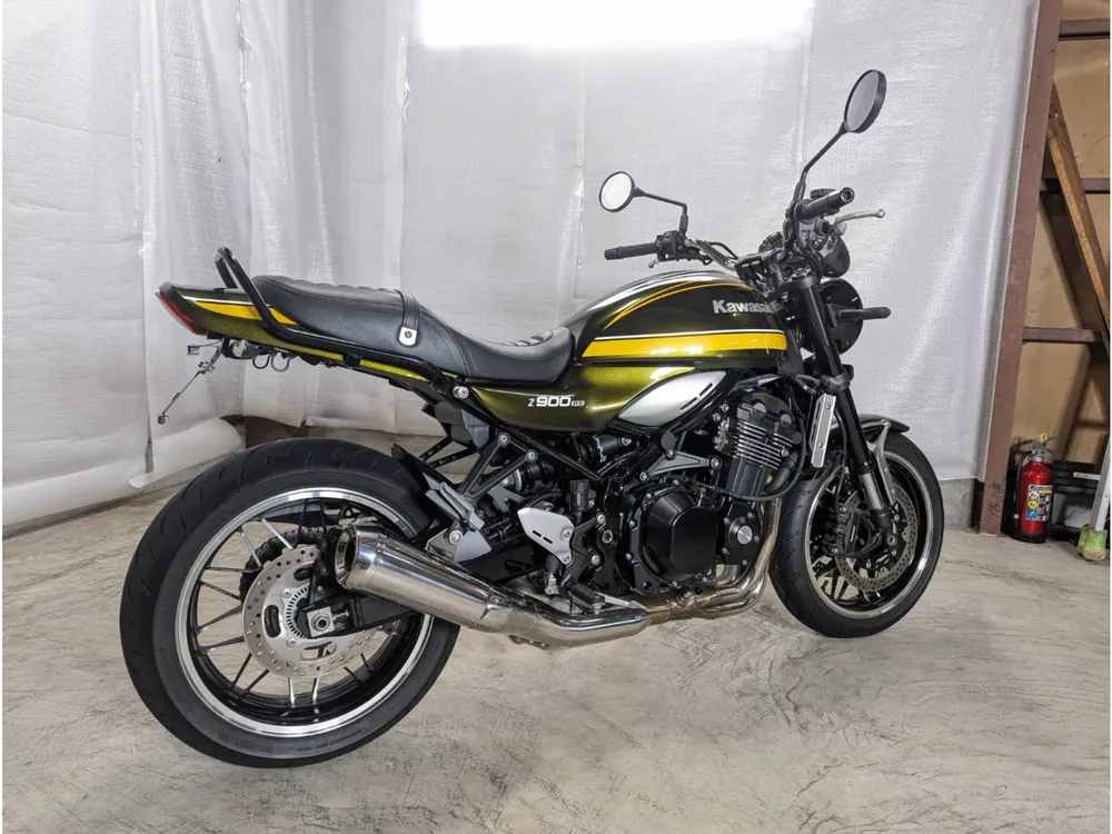 Kawasaki Z900RS 2019, green / yellow, фото 6