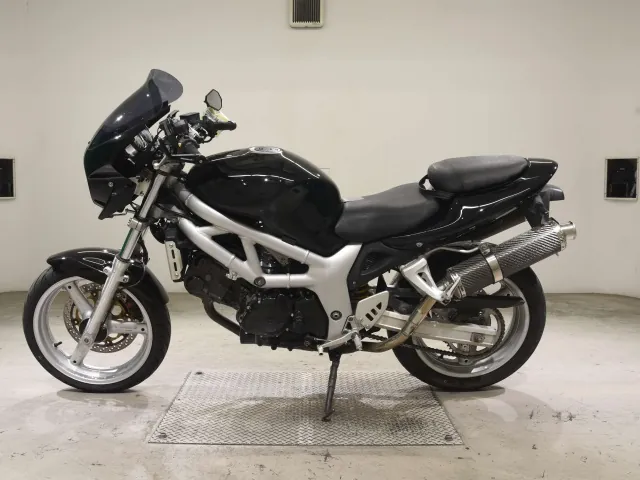 Suzuki SV400 1999, чёрный, фото 2