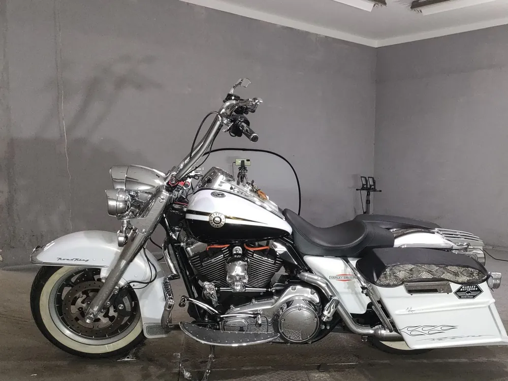 Harley-Davidson FLHR1580 2008, белый, фото 2
