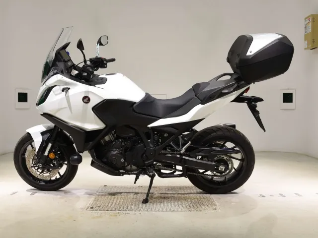 Honda NT1100 2022, белый, фото 2