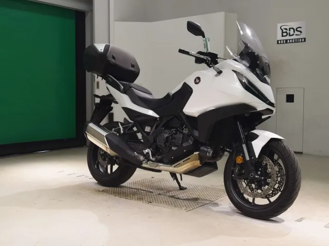 Honda NT1100 2022, белый, фото 3