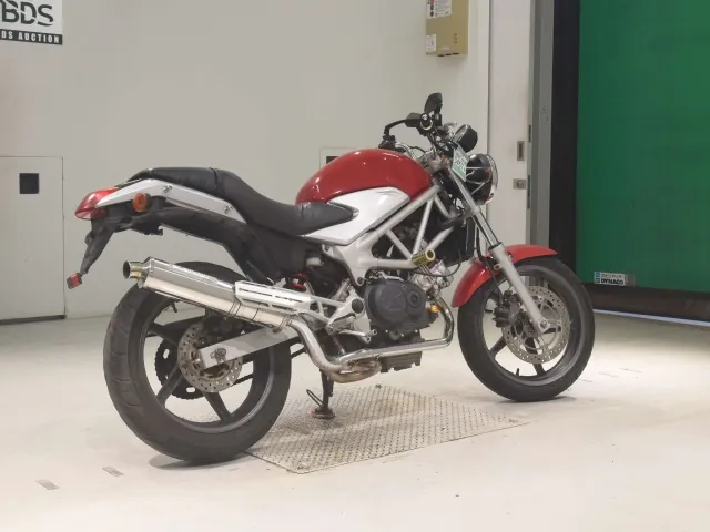 Honda VTR250 MC33, красный, фото 5