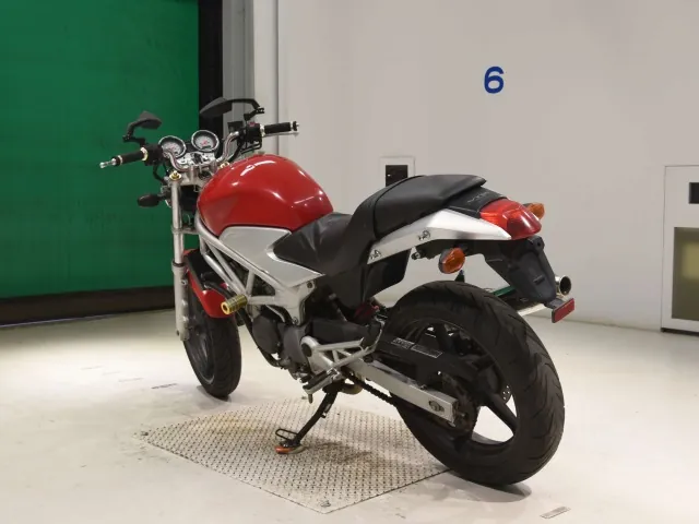 Honda VTR250 MC33, красный, фото 6