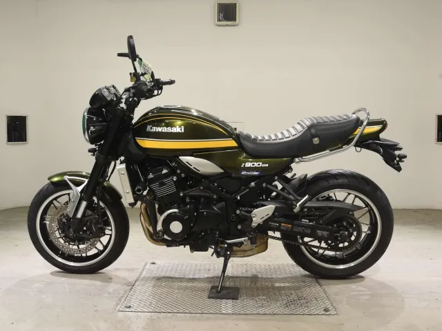 Kawasaki Z900RS 2021, зелёный, фото 2
