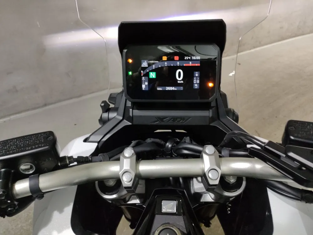 Honda X-ADV750 2025, белый, фото 5