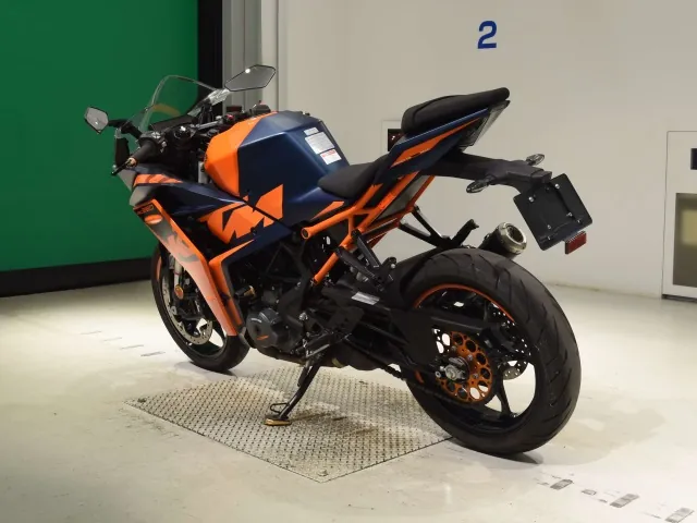 KTM RC 390 2022, оранжевый, фото 6