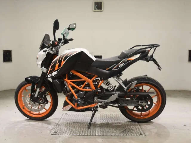 KTM 390 Duke 2016, black | orange, фото 2