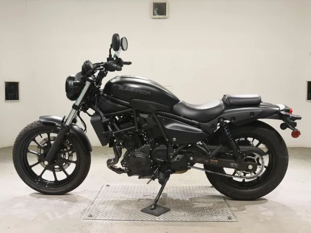 Kawasaki Eliminator 400SE 2025, matt black, фото 2