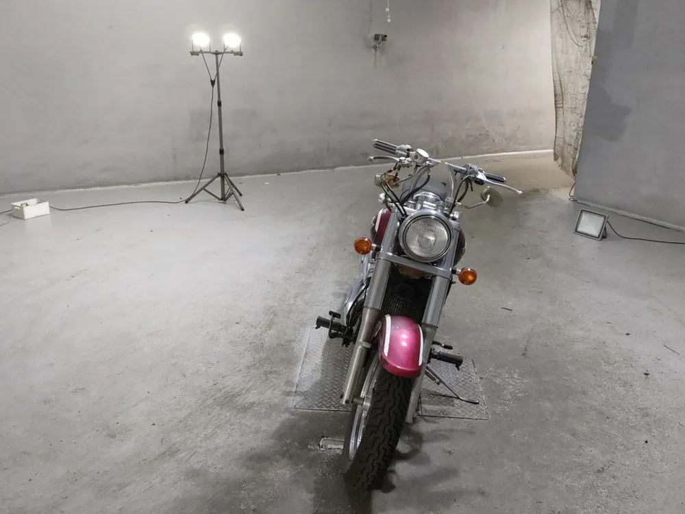 Kawasaki Vulcan 400 Classic 2001, красный, фото 3