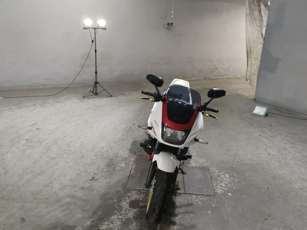 Honda CB400SB 2012, white / red, фото 3