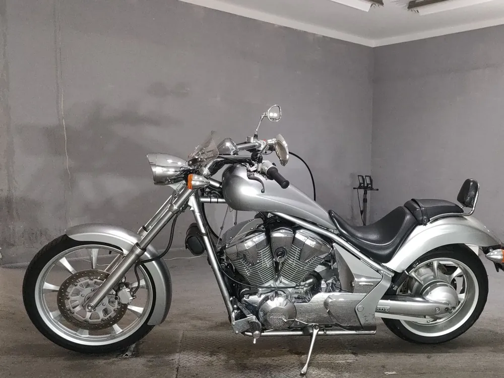 Honda VT1300CX 2012, серебристый, фото 2