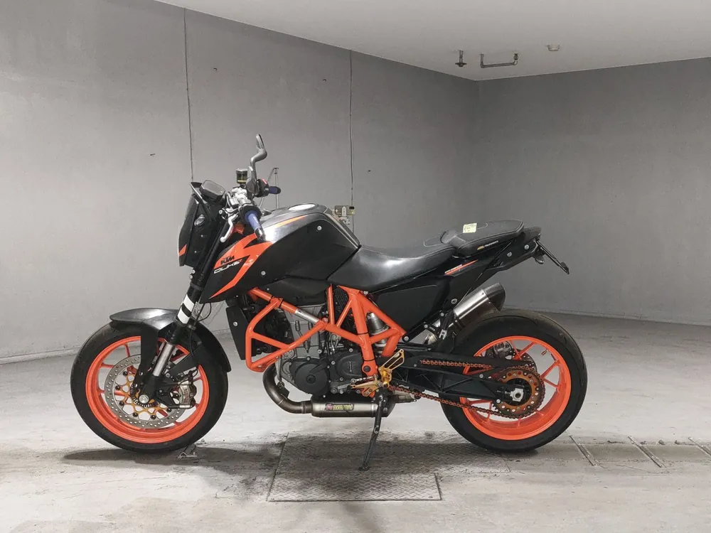 KTM 690 DUKE R 2017, чёрный, оранжевый, фото 2