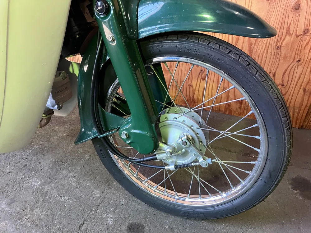 Honda Super Cub, white / orange, фото 5
