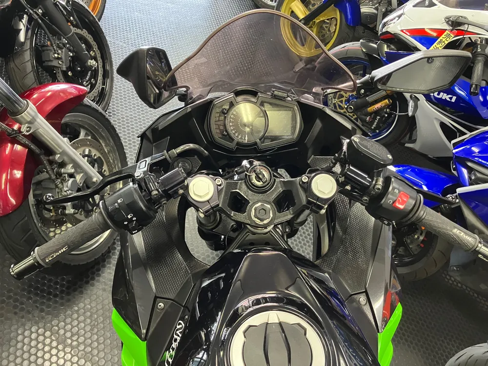 Kawasaki Ninja 400 2018, black/green, фото 3